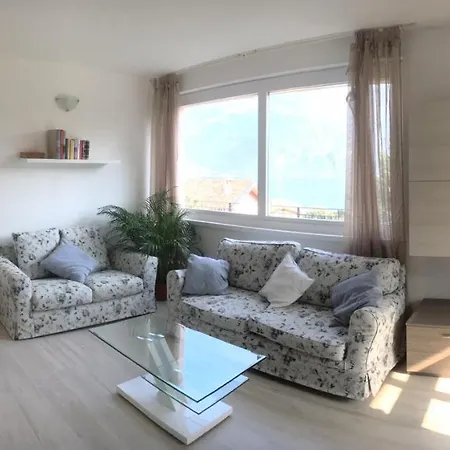 Angelina's House With View - بيلاجيو